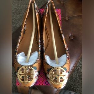Tory Burch Chelsea Ballet Flat size 8